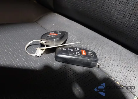 2023 Toyota Bz4X Limited из США, поврежденный, VIN JTMAAAAA7PA021124